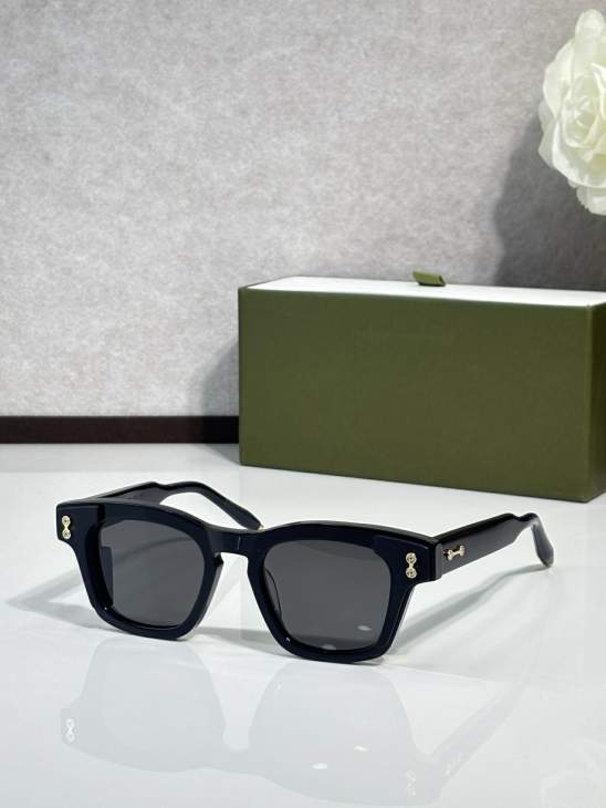 Picture of Akoni Sunglasses _SKUfw77317991fw